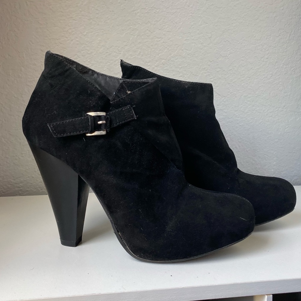 Black ankle boots